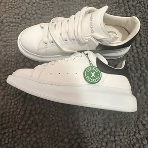 New Alexander macQueen